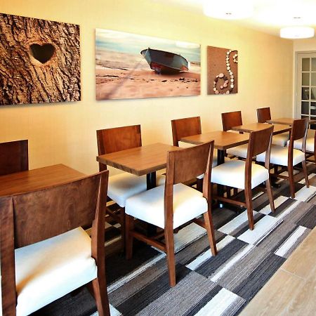 Waterfront Inn New Liskeard Экстерьер фото