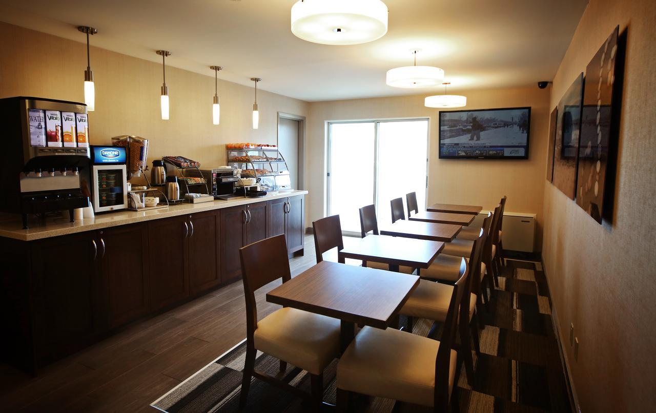 Waterfront Inn New Liskeard Экстерьер фото