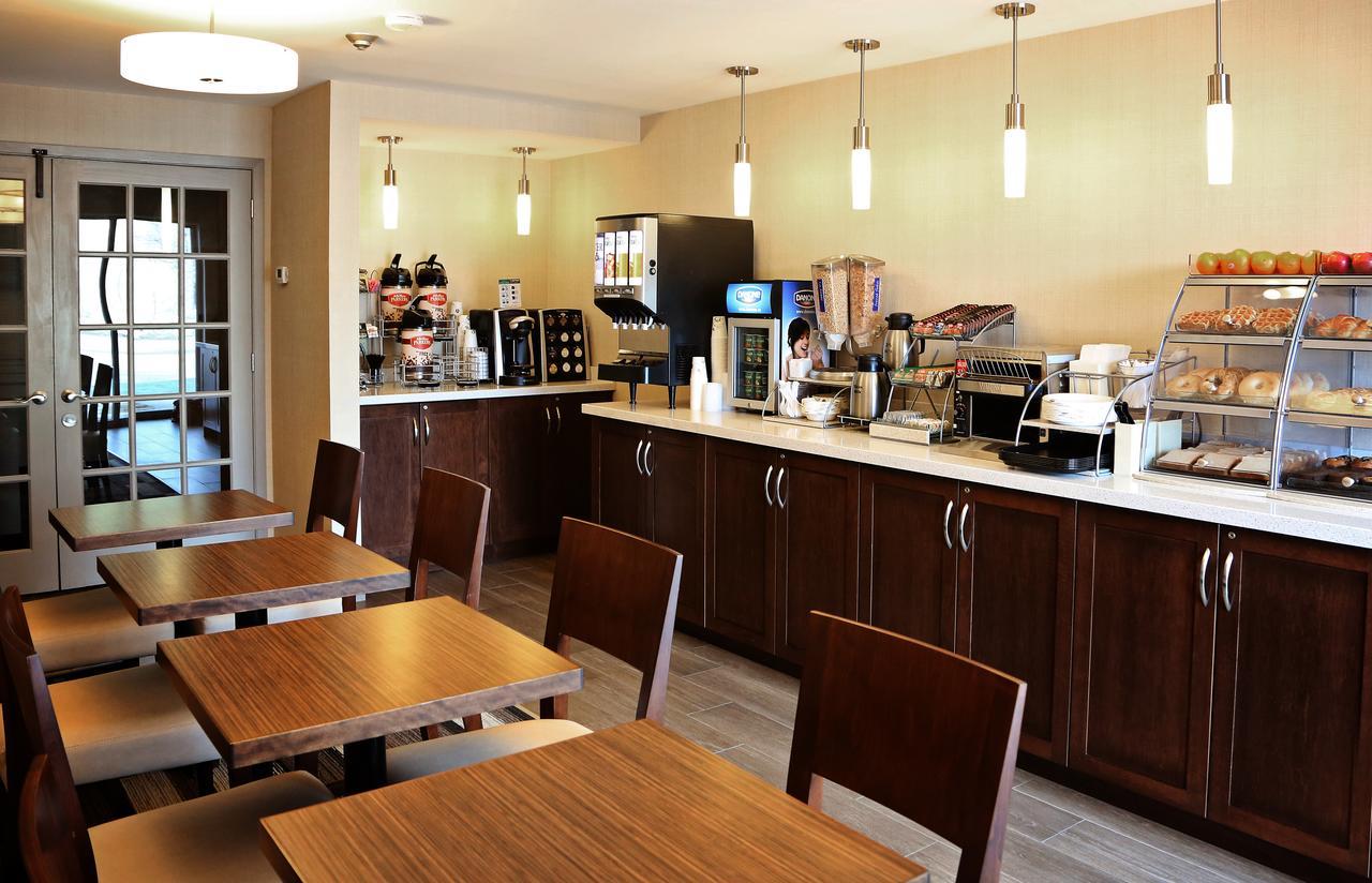 Waterfront Inn New Liskeard Экстерьер фото